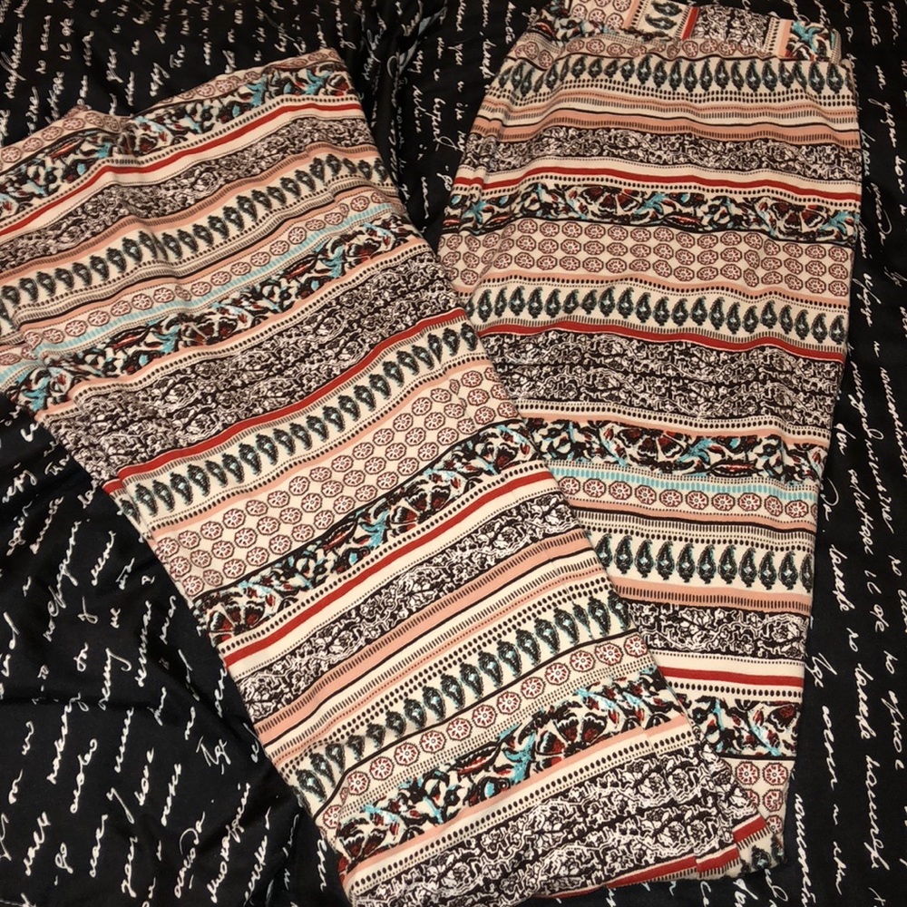 Aztec print flare leggings